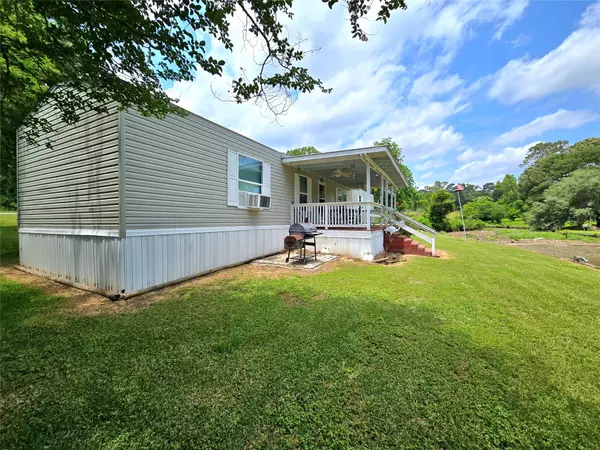 Point Blank, TX 77364,51 Bluewater DR