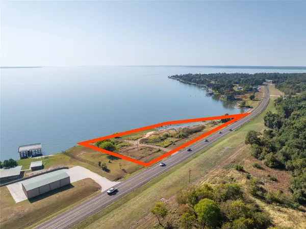 10392 US Highway 190 E, Point Blank, TX 77364