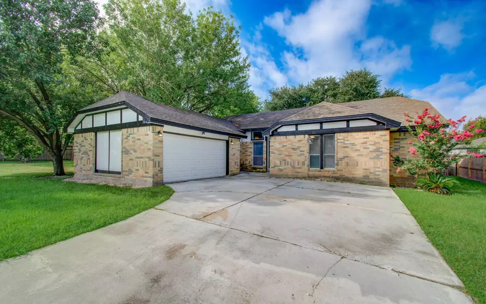 13215 Bunker Hill DR, Willis, TX 77318