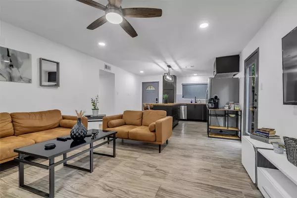 51 Marabou PL, The Woodlands, TX 77380