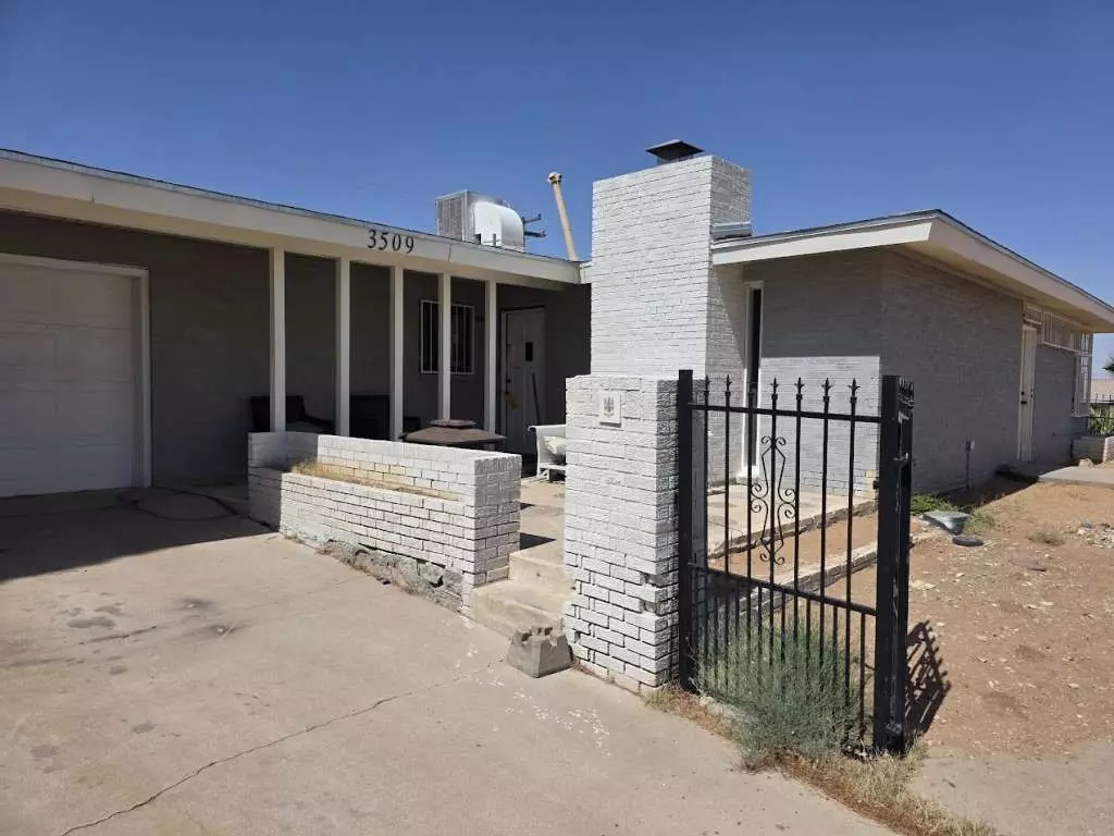 El Paso, TX 79904,3509 Beryl LN