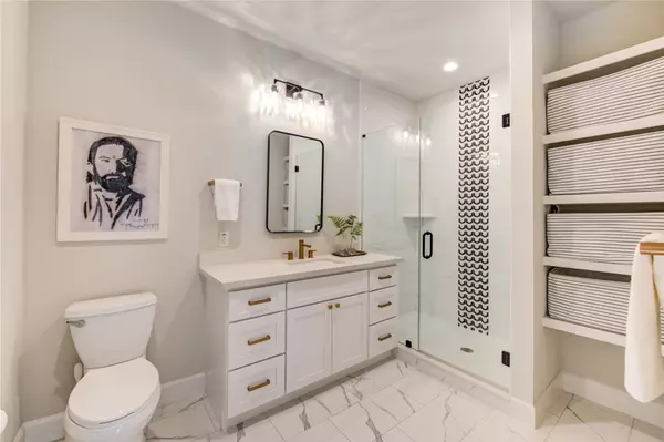 Houston, TX 77018,820 Wakefield DR #A