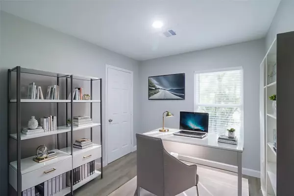 Houston, TX 77033,6150 Ridgeway DR