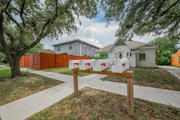 1511 Scharpe ST #4, Houston, TX 77023
