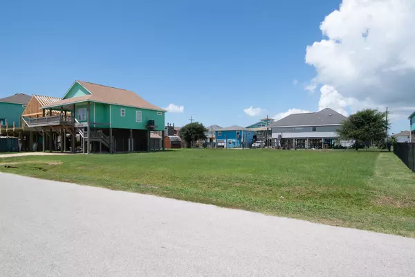 Crystal Beach, TX 77650,- WOMMACK