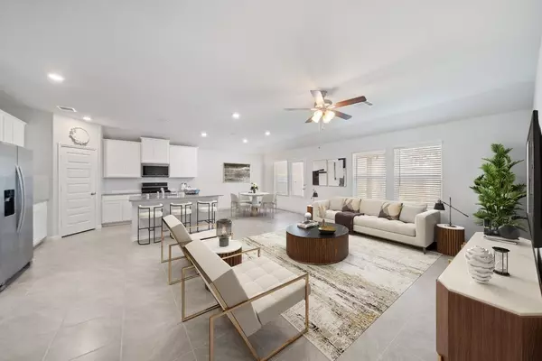 2322 E Winding Pines, Tomball, TX 77375