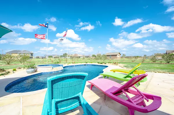 East Bernard, TX 77435,2499 County Road 201