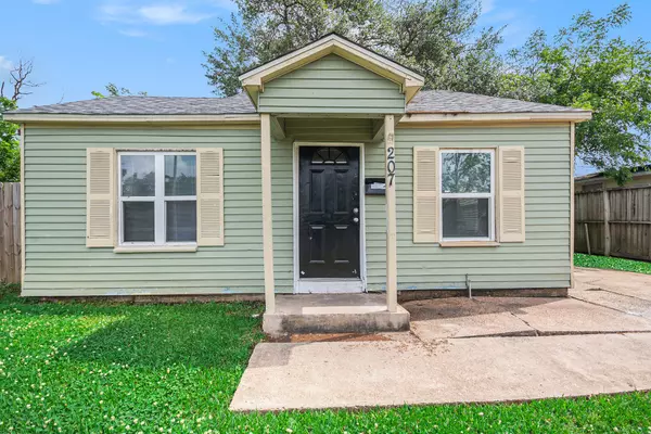 207 Calvin ST, Pasadena, TX 77506