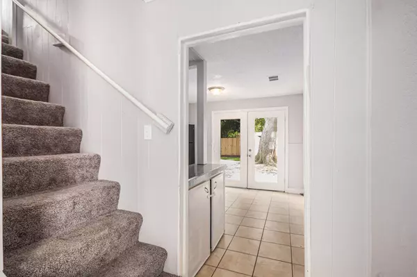 Pasadena, TX 77506,207 Calvin ST