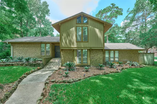 91 April Wind DR S, Conroe, TX 77356