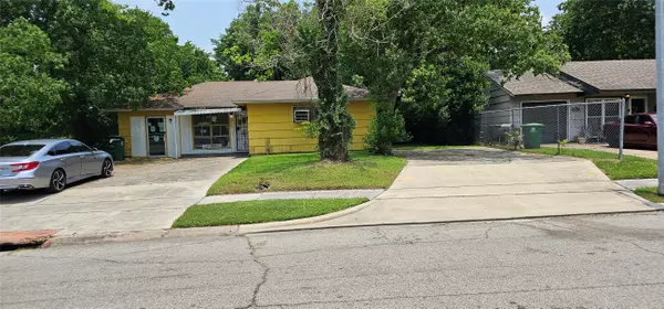 Houston, TX 77033,5703 Belneath ST