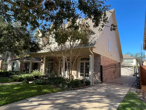 5110 Chestnut ST, Bellaire, TX 77401
