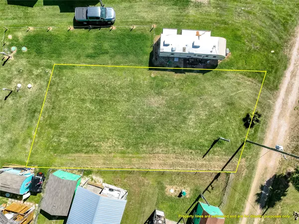 Crystal Beach, TX 77650,1744 Croaker LN