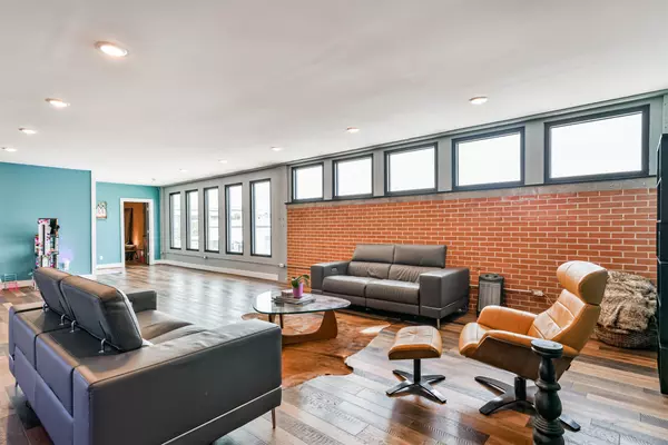 2415 Church ST, Galveston, TX 77550