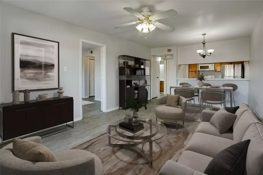 3015 Walnut Bend LN #35, Houston, TX 77042