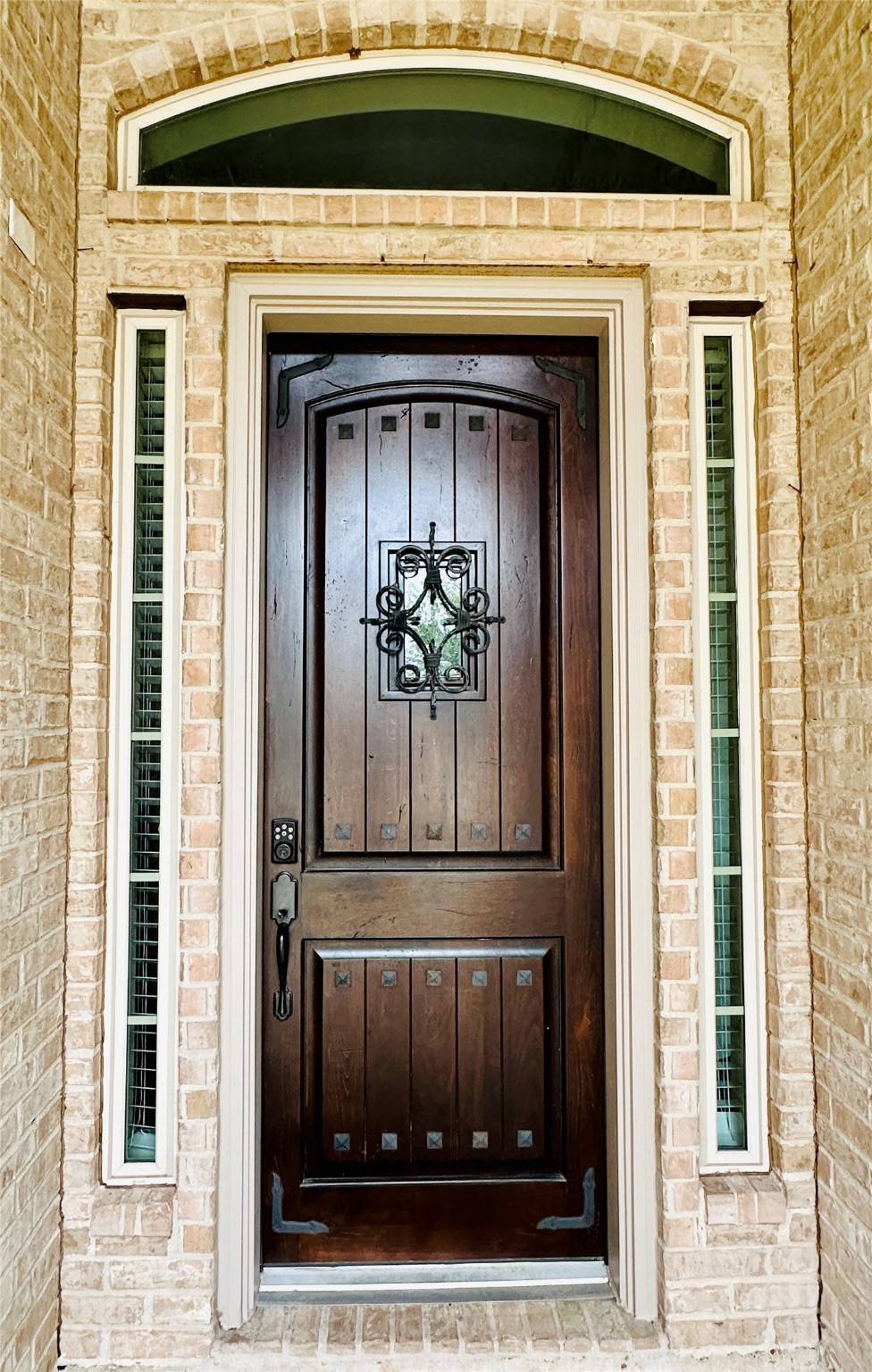 Sugar Land, TX 77479,5410 Bellingen River LN