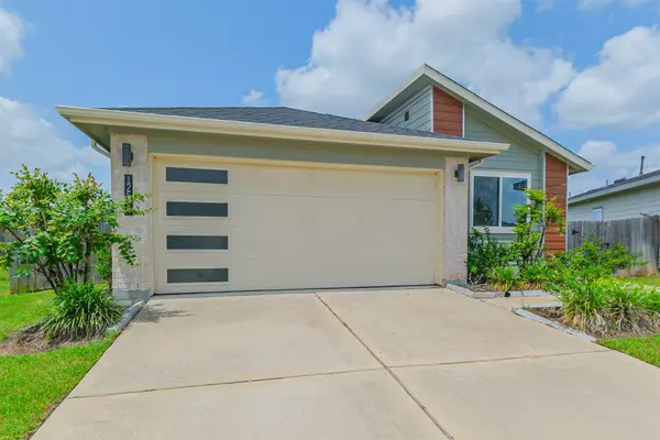 12534 Newport Arch LN, Houston, TX 77047