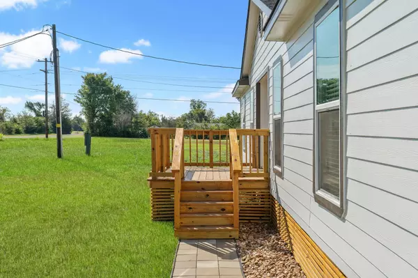 Bedias, TX 77831,20198 Bracewell RD