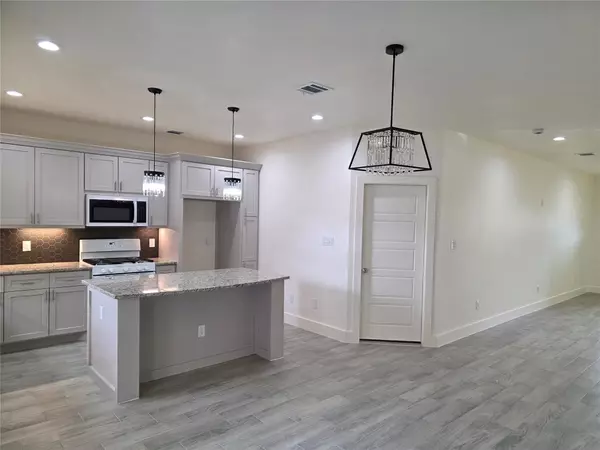 Houston, TX 77091,2140 De Soto ST