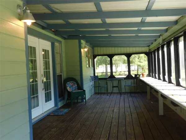 Livingston, TX 77351,247 Warbler LN