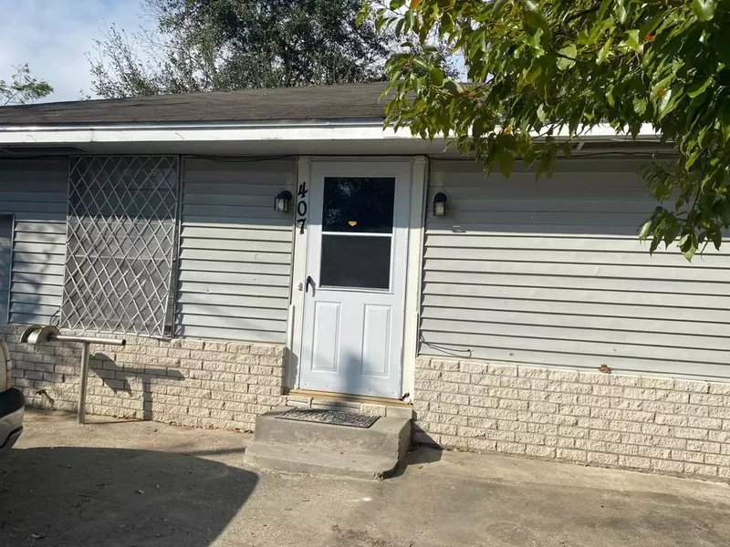 407 E Homan ST, Baytown, TX 77520