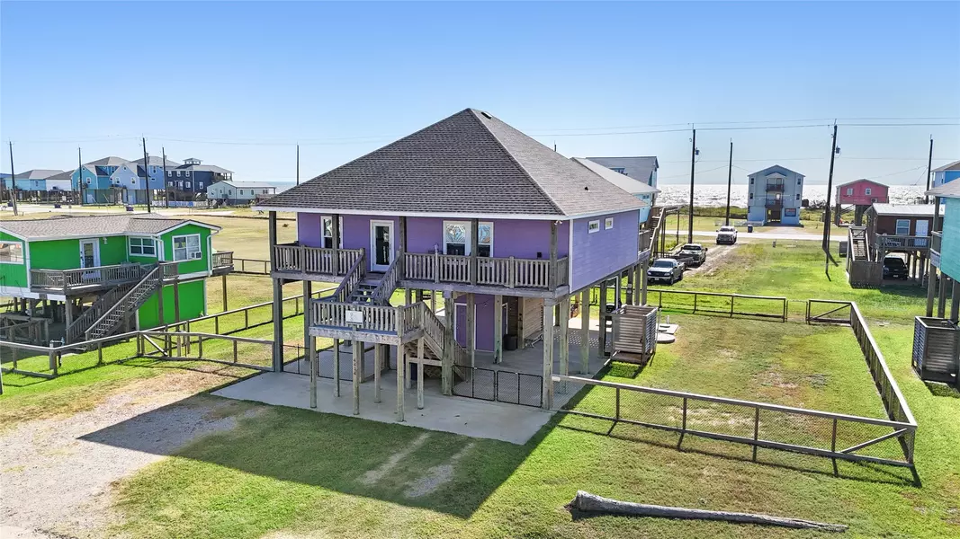 4414 Palm ST, Freeport, TX 77541