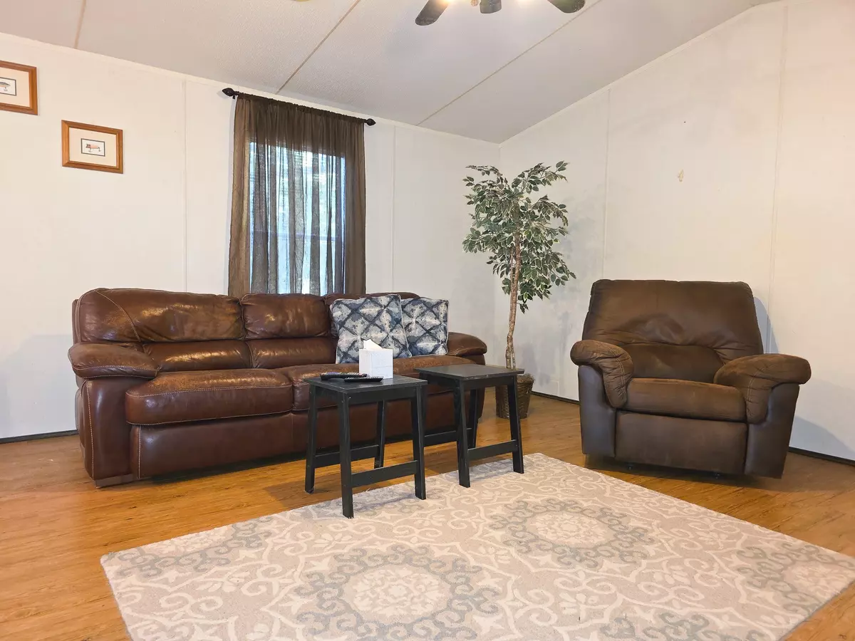 Trinity, TX 75862,700 Harbor Point DR