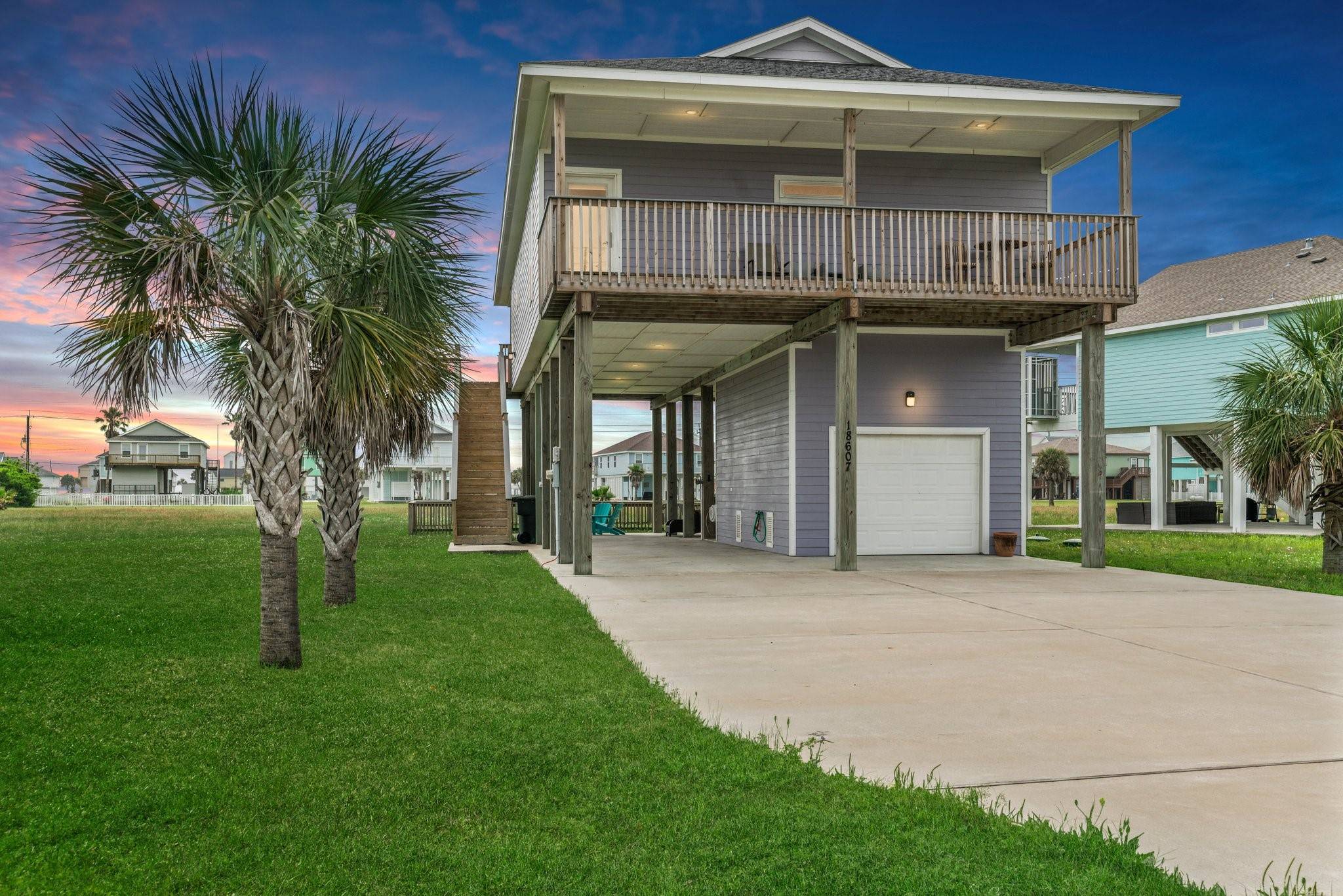 18607 Warrior RD, Galveston, TX 77554