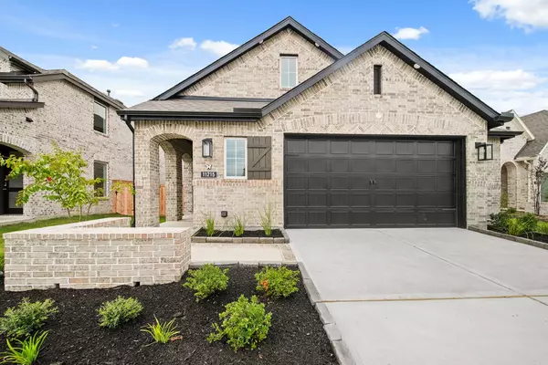 11215 Midland Hawthorn PL, Cypress, TX 77433