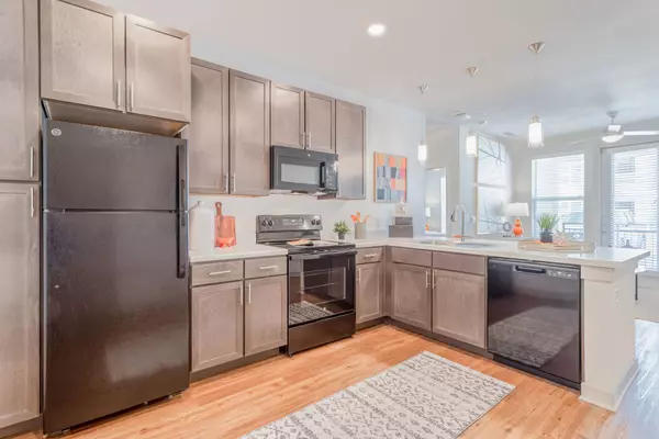 Houston, TX 77085,13939 Hillcroft AVE #2112