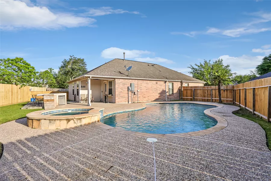 2701 Sandberry DR, Kingwood, TX 77345