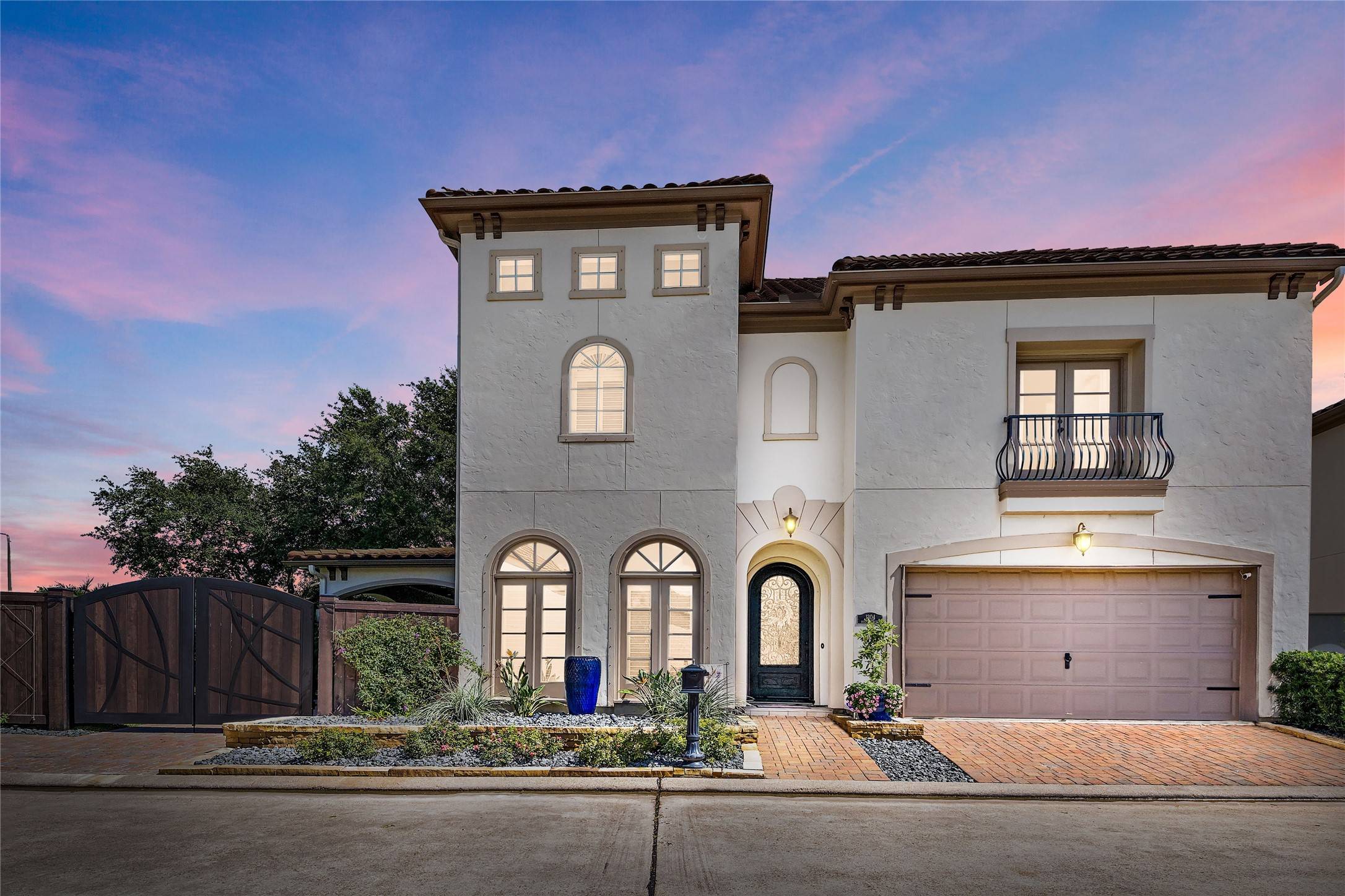 League City, TX 77573,1304 Sailaway DR