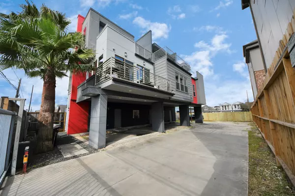 Houston, TX 77007,1708 Winter ST #C