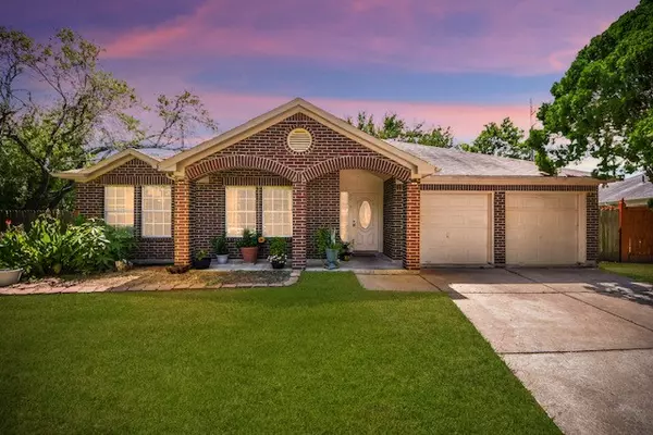 8210 Alabaster DR, Houston, TX 77083