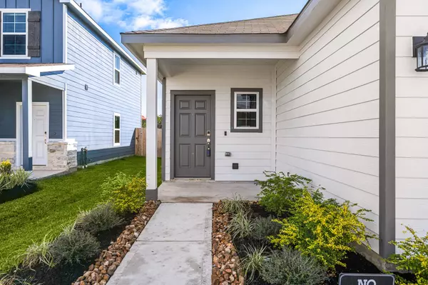 Porter, TX 77365,26215 Park Cove Lane