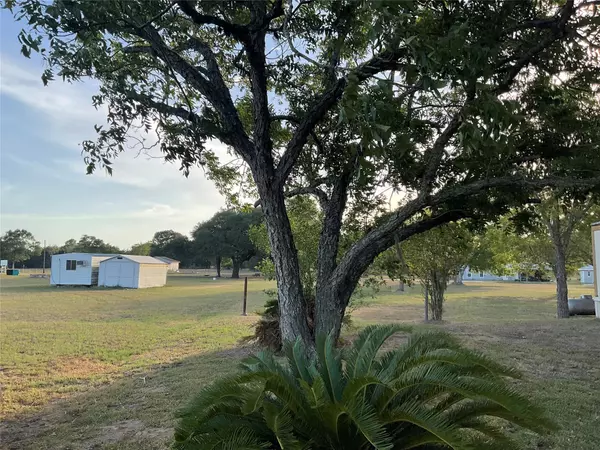 Hallettsville, TX 77964,Sixth Street /County Road 146