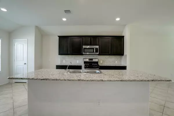La Marque, TX 77568,526 Augusta Crossing LN