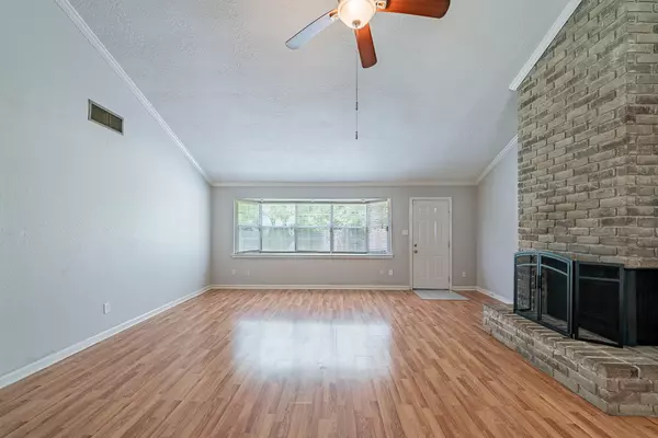 Crosby, TX 77532,516 Aweigh DR