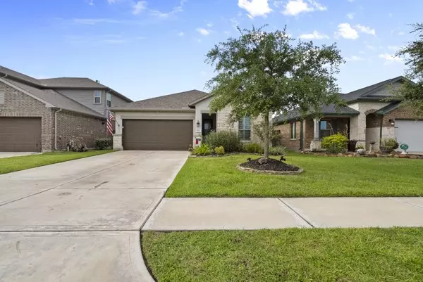 523 Winburn Tide LN, La Porte, TX 77571