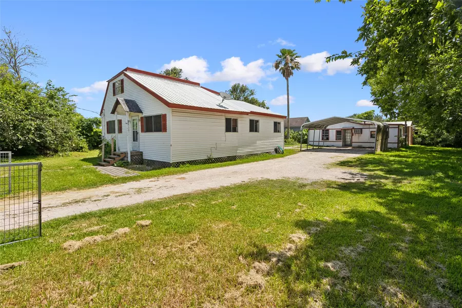 4820 Palmetto ST, Bacliff, TX 77518