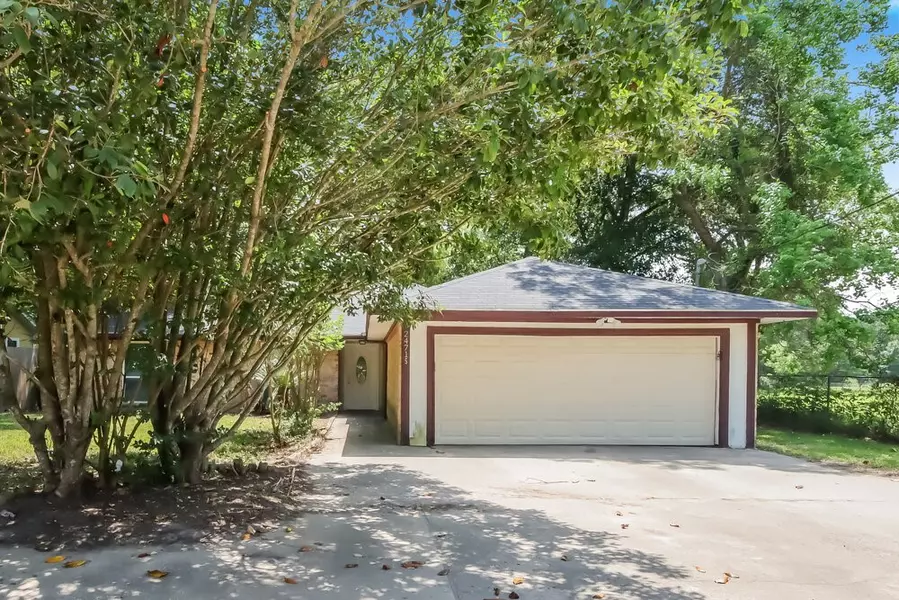 24715 Sorters RD, Porter, TX 77365