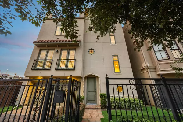 Houston, TX 77002,2006 Helena ST