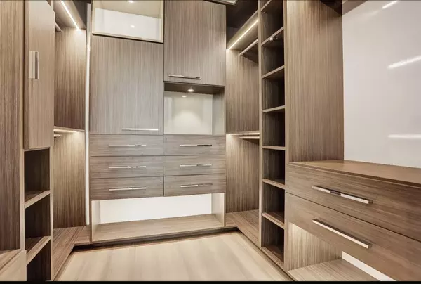 Houston, TX 77005,2360 Rice BLVD #701