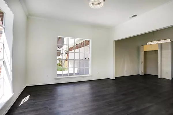 Houston, TX 77077,12818 Chamberlain DR