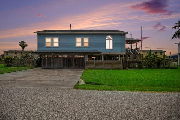 16615 Mansvelt RD, Jamaica Beach, TX 77554