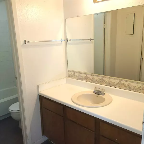 Houston, TX 77055,2021 Spenwick DR #511