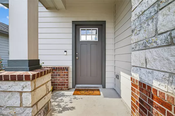 Beasley, TX 77417,8014 Barret Travis CT