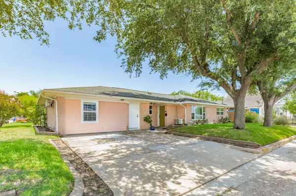 Galveston, TX 77551,1302 56th ST