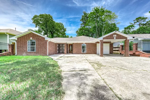 8903 Sultan DR, Houston, TX 77078