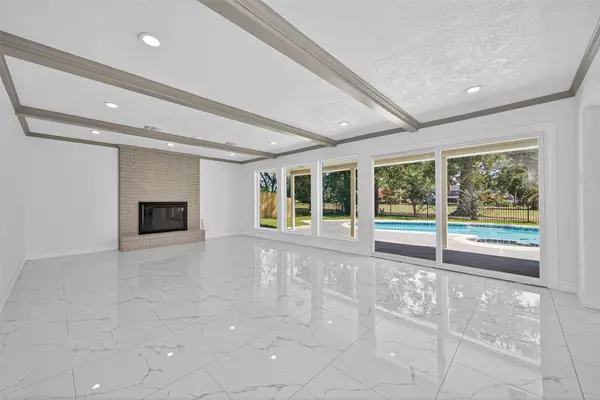 Conroe, TX 77302,559 Hampton RD